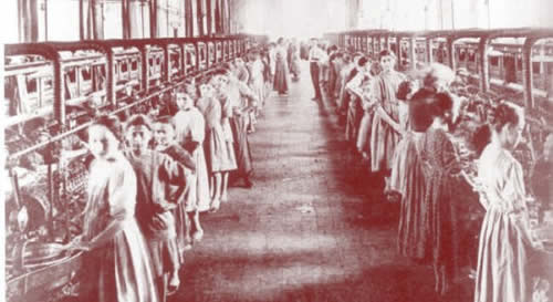 Operaie nel canatoio di Novate Milanese