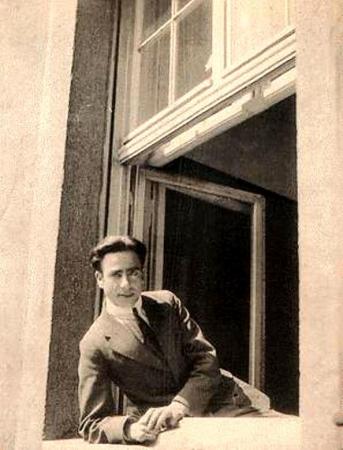 Valeriano Orobón Fernández (1901-1936)