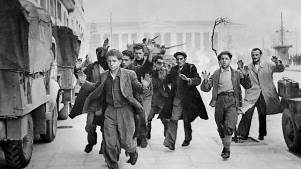  Atene, Dicembre 1944 - Partigiani comunisti arrestati dalle truppe inglesi