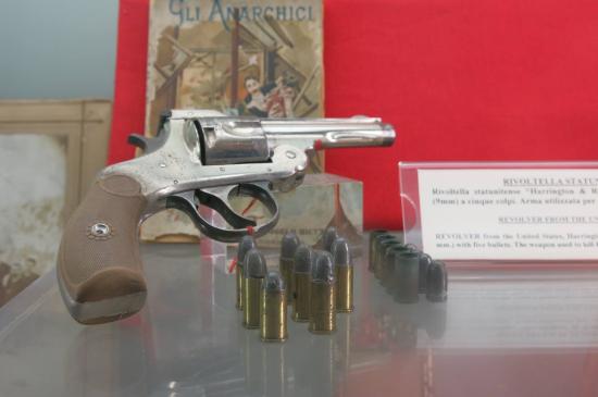 La pistola Harrington & Richardson cal. 38 di Gaetano Bresci.