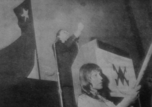 Il fondatore Pablo Rodríguez Grez parla ad un comizione di Patria y Libertad