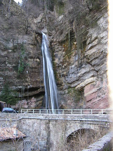 Paularo (Udine). La cascata di Salino.