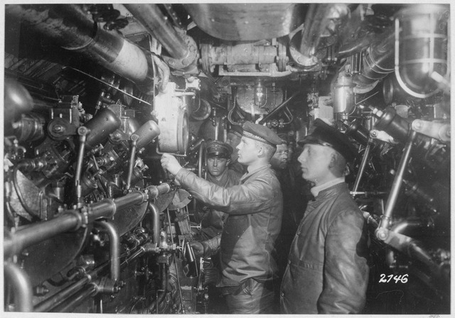 Sala macchine di un U-Boot tedesco, I guerra mondiale.