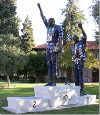 Statue di Tommie Smith e John Carlos alla San Josè state university