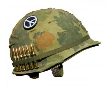  US helmet VietnamWar Peacebutton