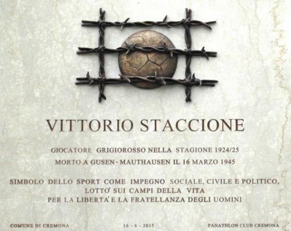 Lapide a Vittorio Staccione a Cremona