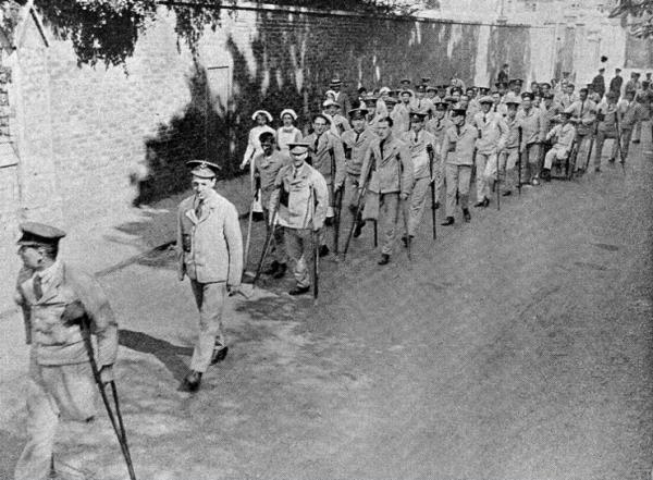 Crippled soldiers, 1917
